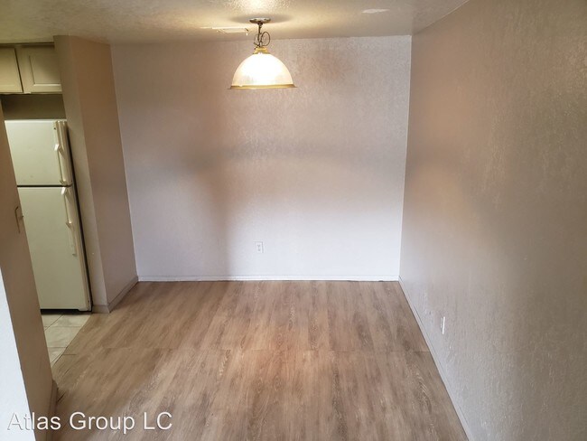 Building Photo - 3750 Shirebrook Dr