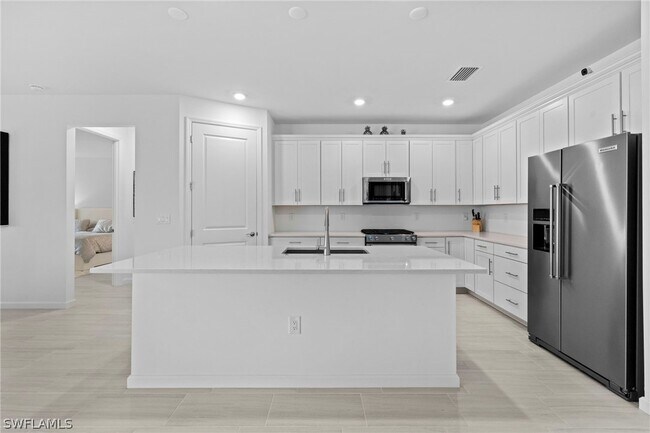 Building Photo - 1854 Amador Ct