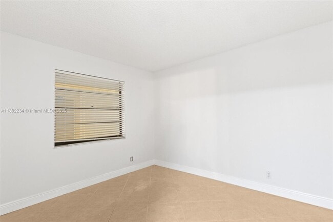 Building Photo - 10501 W Broward Blvd