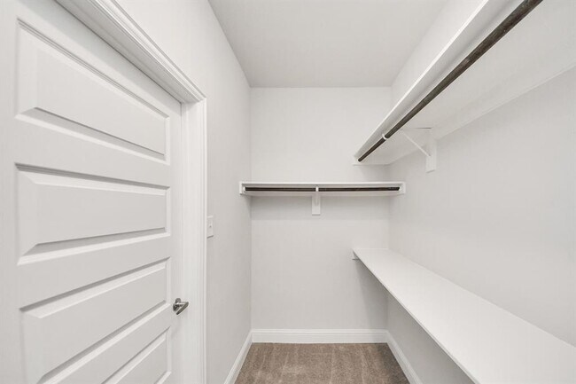 Building Photo - 448 Long Beach Bay Dr