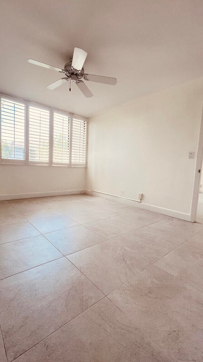 Building Photo - 4381 Trevi Ct