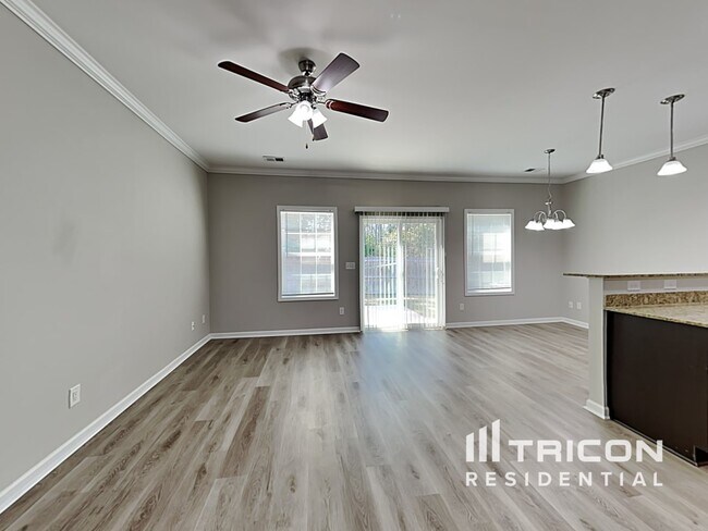 Building Photo - 653 Dawsons Park Wy