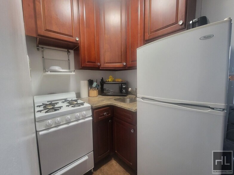Building Photo - EAST 58th STREET