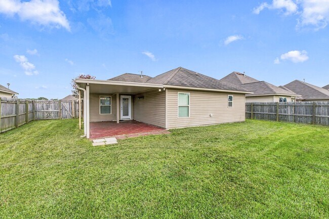 Building Photo - 15592 Magicstone Dr