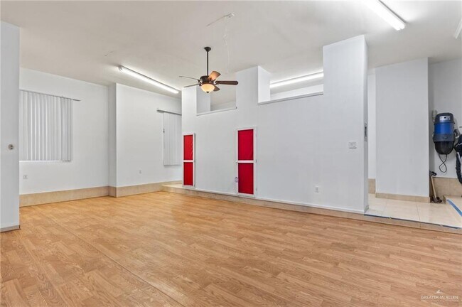 Building Photo - 8400 N 29th St
