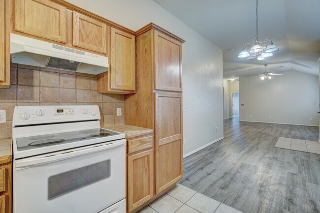 Building Photo - 12324 SW 5th St