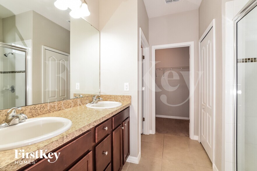 Building Photo - 954 Glazebrook Lp