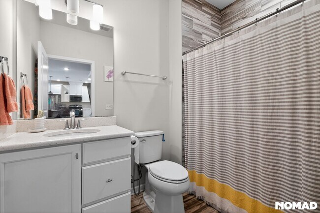 Building Photo - Charming 3BR Townhome in Highland Park