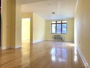 Building Photo - 2 bedroom in Queens NY 11415