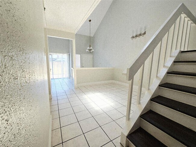 Building Photo - 12625 Newbrook Dr