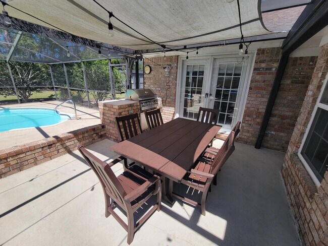 Building Photo - 3902 India Cove