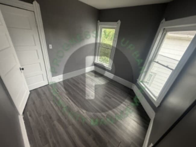 Building Photo - 2153 W 96th St