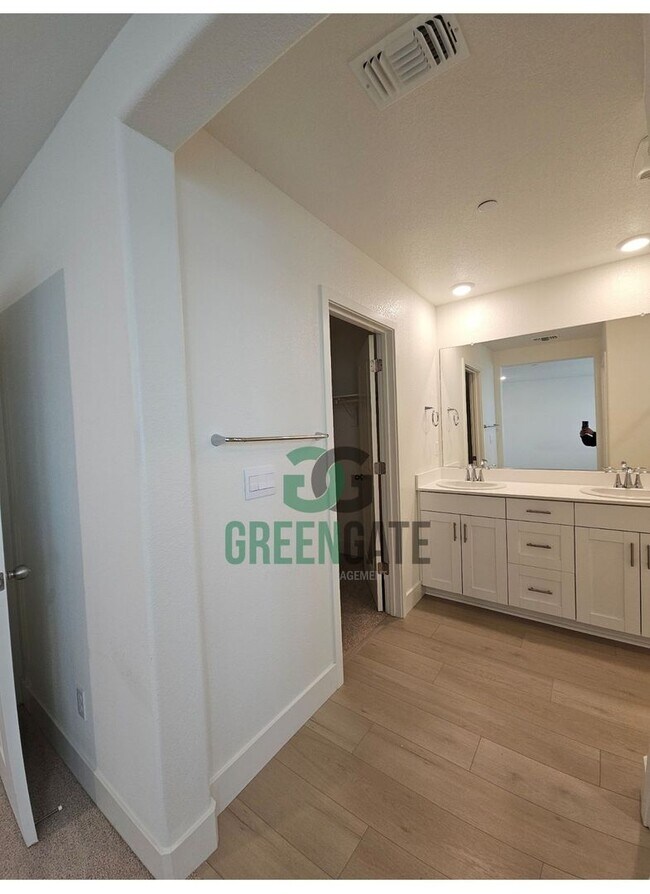 Building Photo - 3 Bedroom 2.5 Bath New Build in Lathrop! AVAILABLE NOW!!