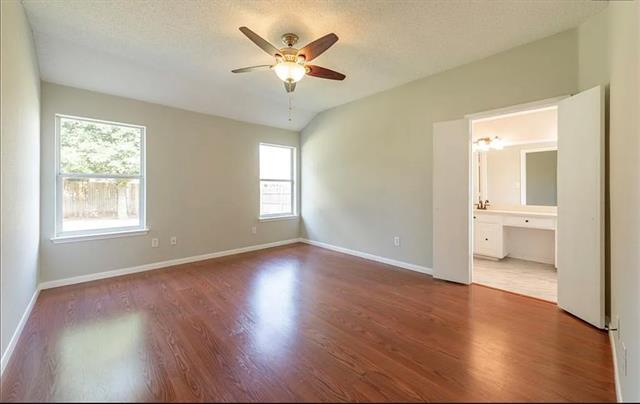 Building Photo - 352 Howard Way Dr