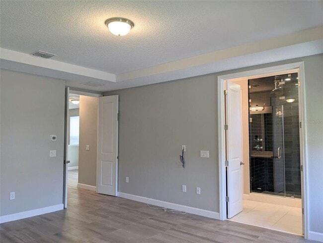 Building Photo - 11531 Charnock Dr