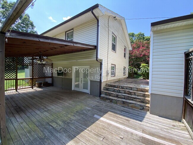 Building Photo - 491 Cropp Rd