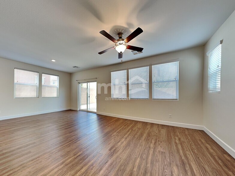 Building Photo - 9289 Baylee Bay Court
