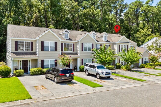 Building Photo - 1096 Harvester Cir