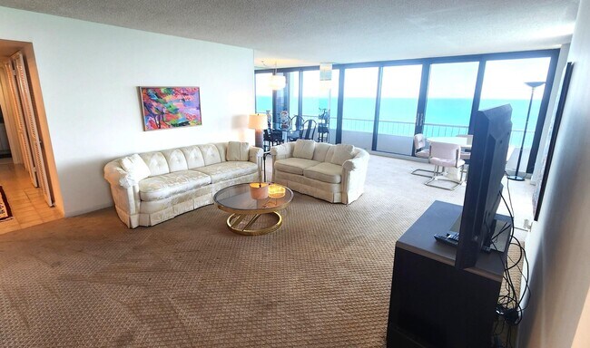 Building Photo - 5510 N Ocean Dr