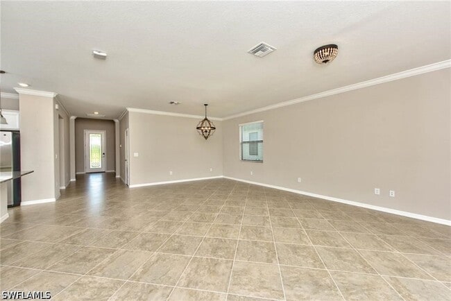 Building Photo - 9460 Foxglove Ln