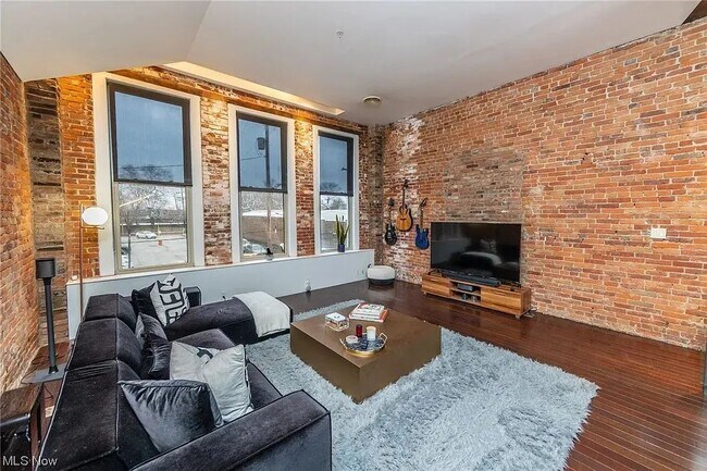 Building Photo - Cleveland, OH