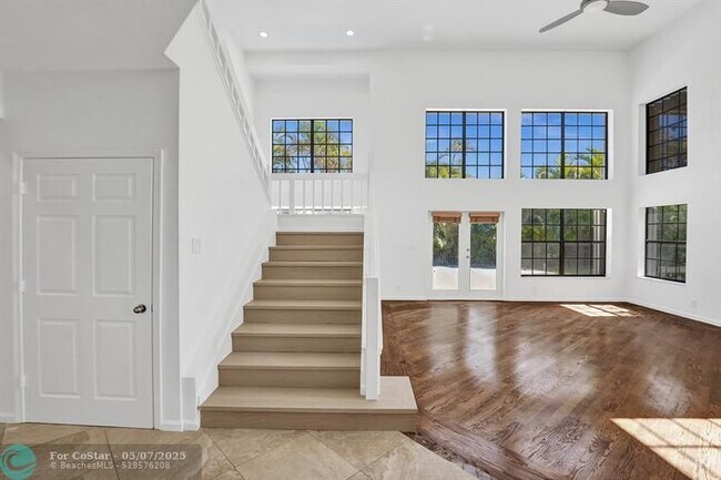 Building Photo - 2622 NW 49th St