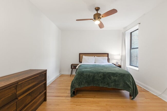 Building Photo - 2735 N Kimball Ave