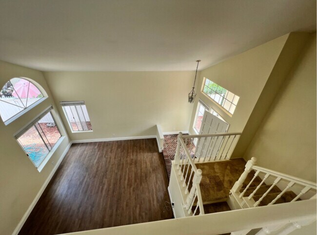 Building Photo - 28351 La Bajada