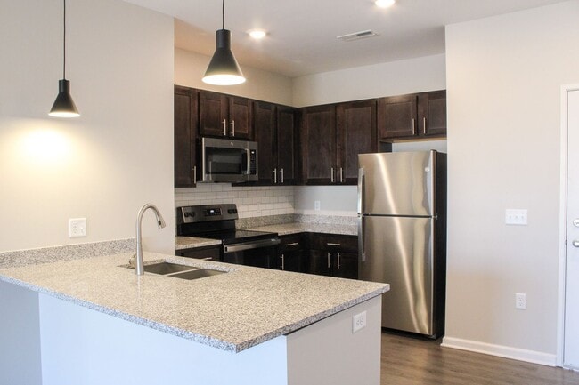 Building Photo - 3261 Redhawk St