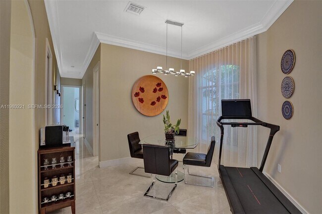 Building Photo - 1529 Shoreline Way