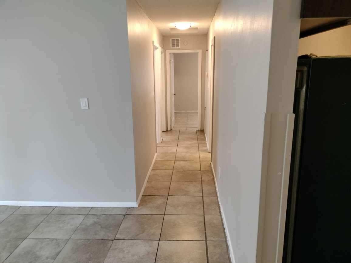 Hallway - 917 W Michigan Ave