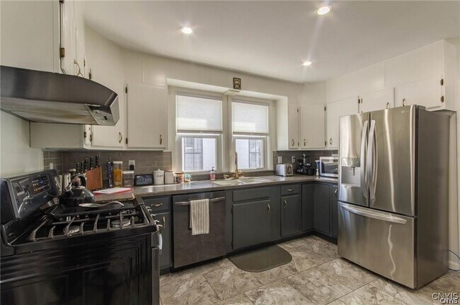 Building Photo - 1209 Boyd St