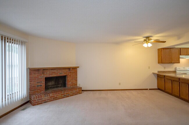 Building Photo - 2228 S. 9th-B