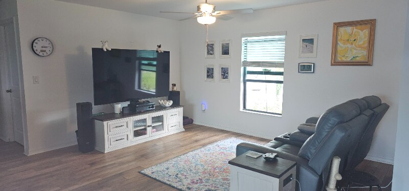 Building Photo - 839 Yellowbird Dr