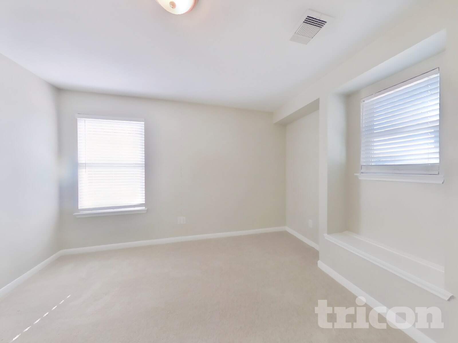 Building Photo - 10914 Tipton Oaks Dr