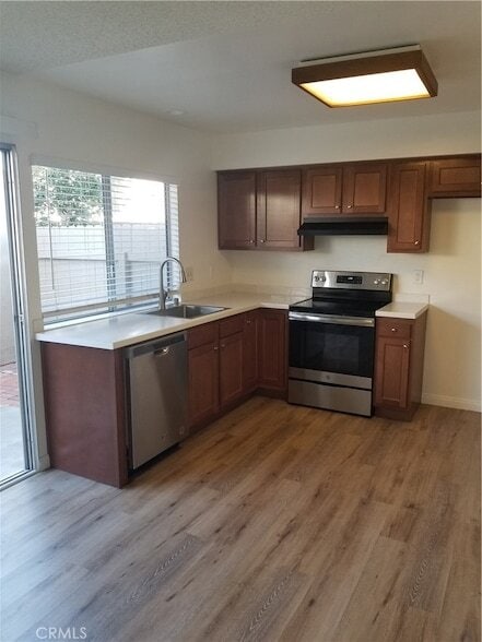 Building Photo - 16932 Limelight Cir