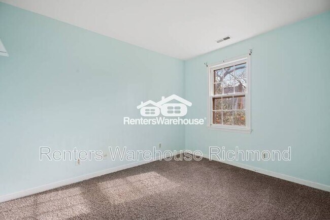 Building Photo - 12330 Deerhurst Dr