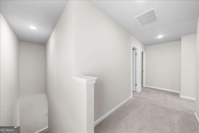 Building Photo - 220 Harrison St