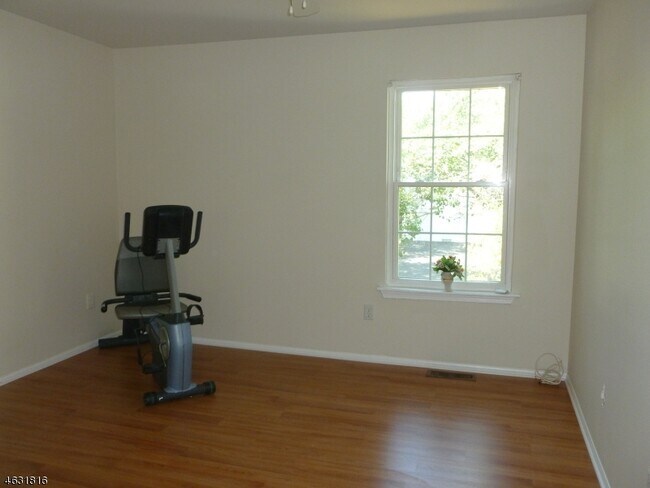 Building Photo - 408 Hawkshead Way
