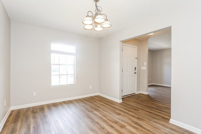 Building Photo - 2861 Taylor Hill Dr