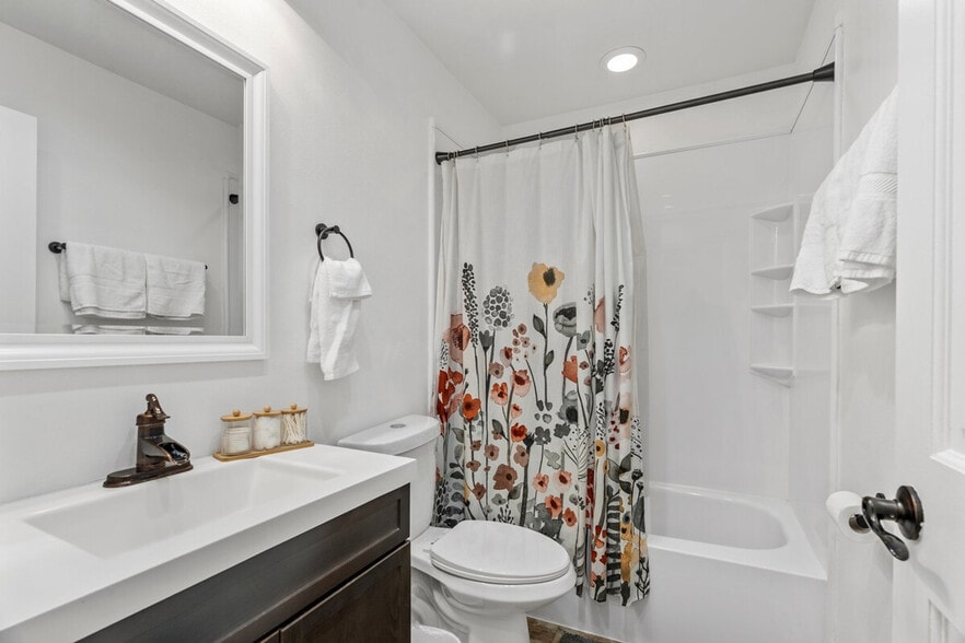 Building Photo - 240 Seebold Spur