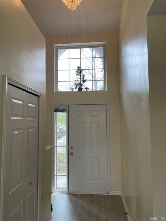 Building Photo - 38463 Saratoga Cir