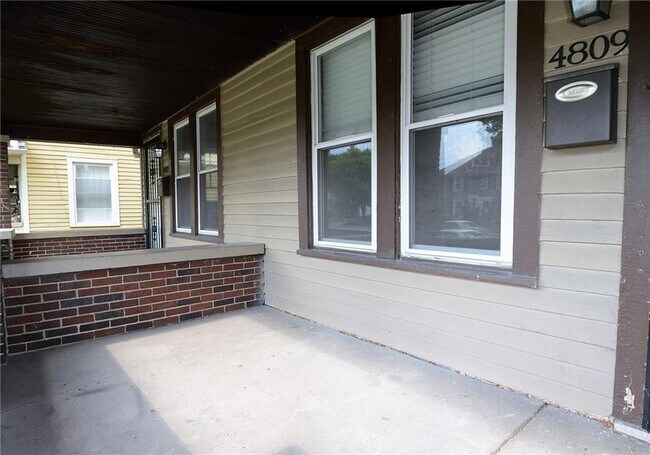 Building Photo - 4809 N College Ave