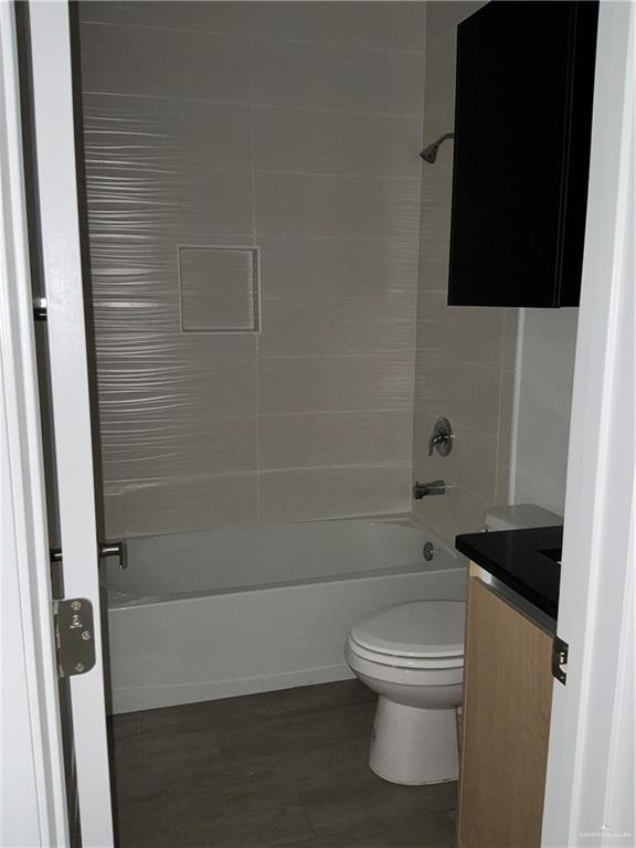 Building Photo - 15 Ventura Ave