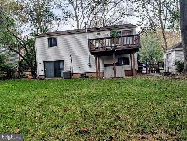 Building Photo - 8856 Youngsea Pl