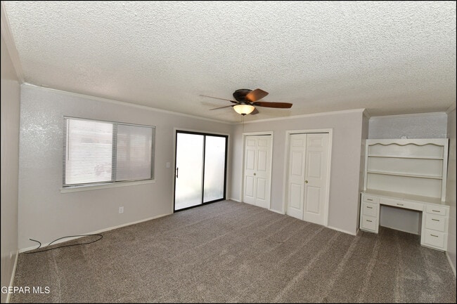 Building Photo - 5534 Oakbriar Cir