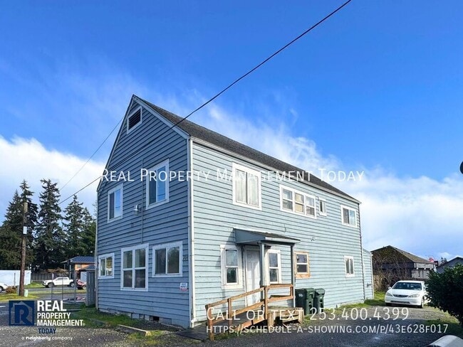 Building Photo - 208 128th St S