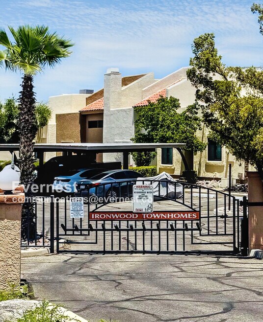 Building Photo - 2457 N Ironwood Ridge Dr