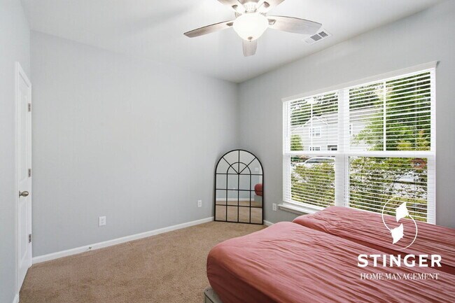 Building Photo - 25 Pacolet Ln