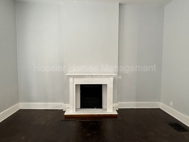 Building Photo - 332 N Arsenal Ave